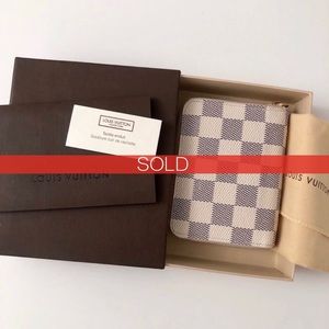 ⛔️SOLD⛔️Louis Vuitton Azur Zippy Coin Purse